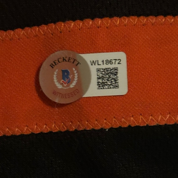 Signed Austin Hayes jersey - Picture 4 of 4